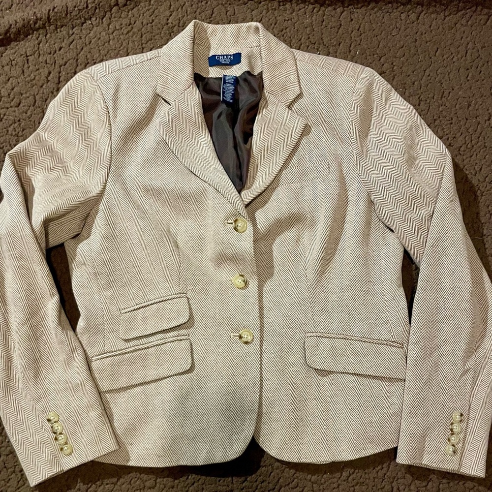 Chaps Petite Linen-Blend Herringbone Blazer – Beige Brown – Tailored Fit